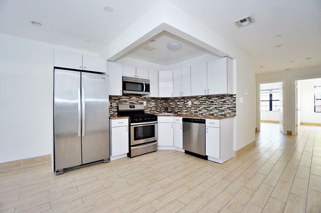 626 GREENE Avenue, New York City, NY 11221