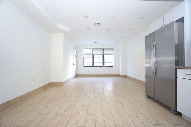 626 GREENE Avenue, New York City, NY 11221
