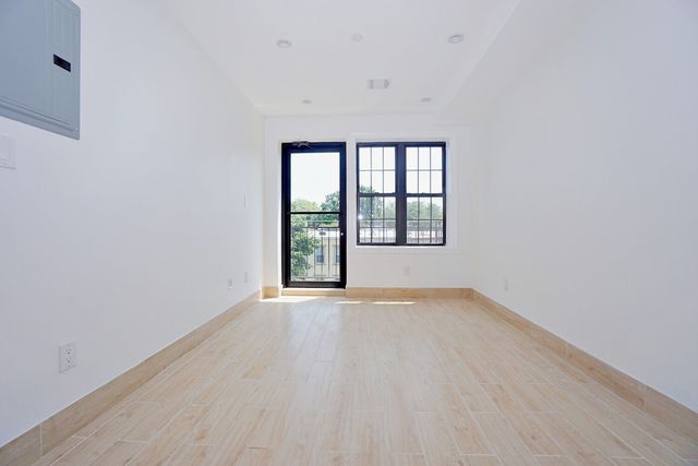 626 GREENE Avenue, New York City, NY 11221