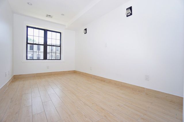 626 GREENE Avenue, New York City, NY 11221
