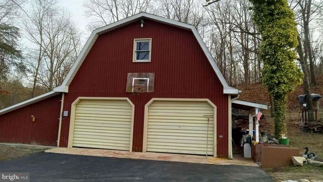 22 PRESLEY LN, Kearneysville, WV 25430