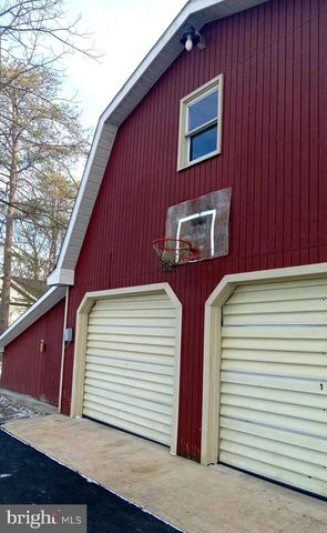 22 PRESLEY LN, Kearneysville, WV 25430