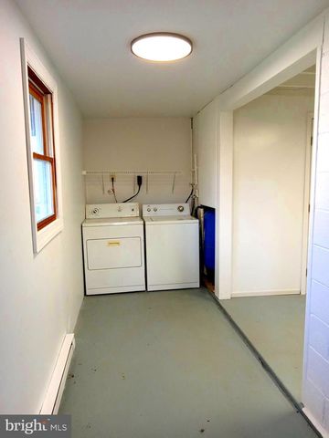 22 PRESLEY LN, Kearneysville, WV 25430