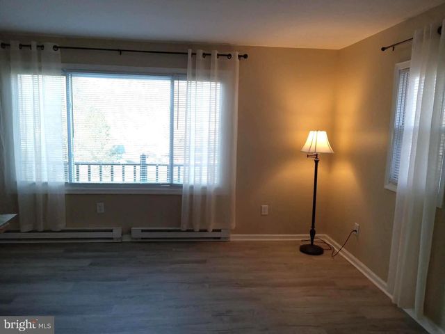 22 PRESLEY LN, Kearneysville, WV 25430