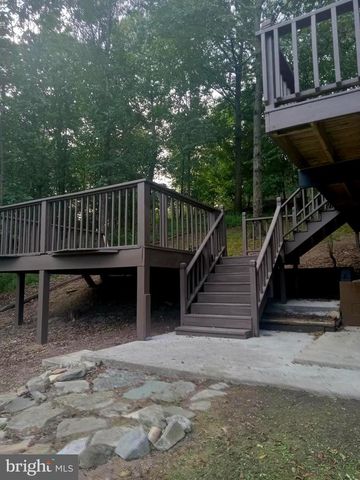 22 PRESLEY LN, Kearneysville, WV 25430