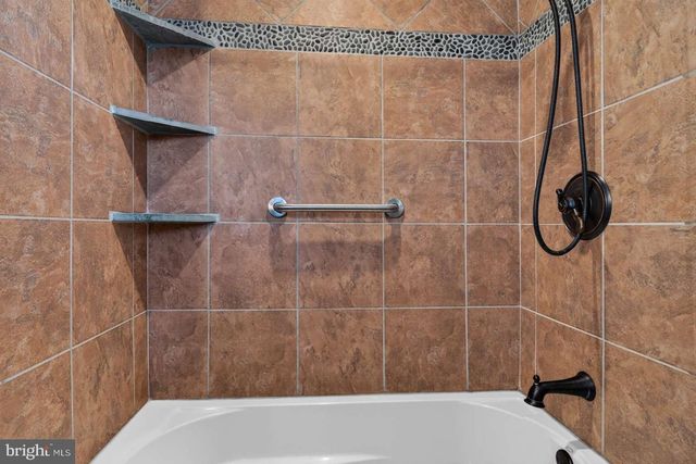 1801 SAINT JOHNSBURY CT, Chester Springs, PA 19425