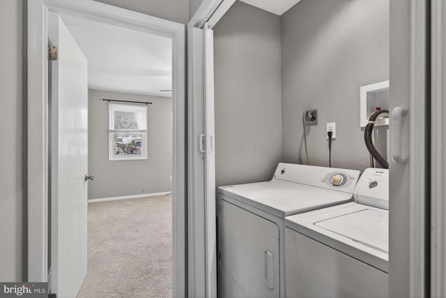 1801 SAINT JOHNSBURY CT, Chester Springs, PA 19425