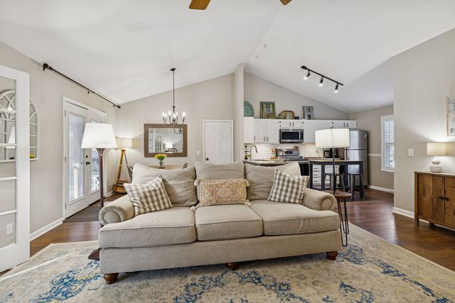 2841 Pedigo Pl, Thompsons Station, TN 37179