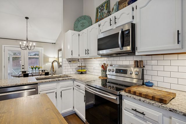 2841 Pedigo Pl, Thompsons Station, TN 37179