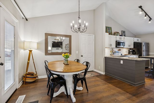 2841 Pedigo Pl, Thompsons Station, TN 37179