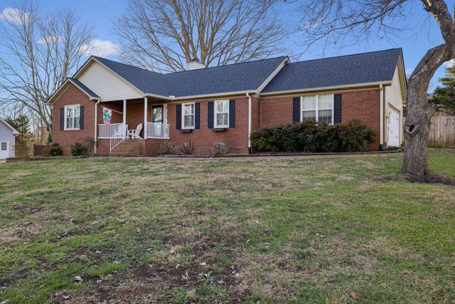 2841 Pedigo Pl, Thompsons Station, TN 37179