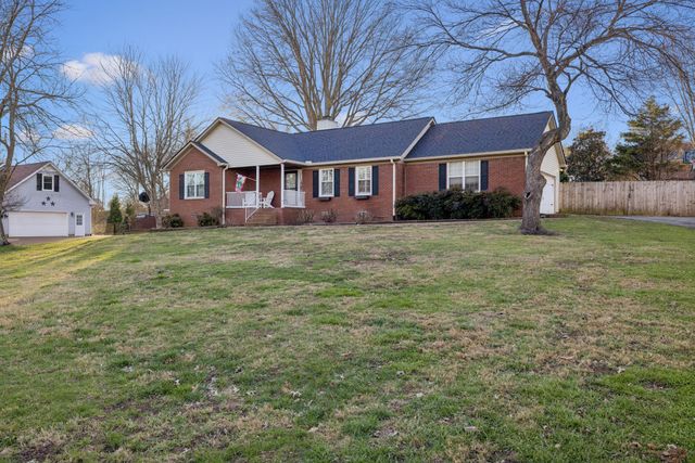 2841 Pedigo Pl, Thompsons Station, TN 37179