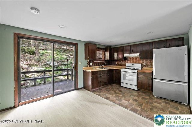 6061 Decker Road, Pike, PA 18324