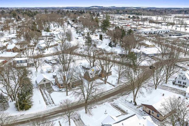 308 FAIRVIEW WAY, Shawano, WI 54166