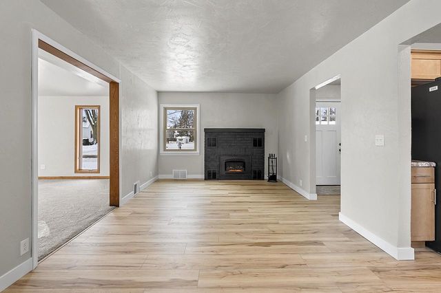 308 FAIRVIEW WAY, Shawano, WI 54166