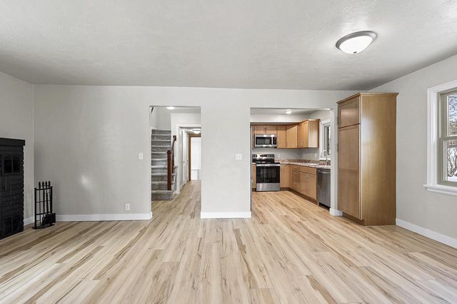 308 FAIRVIEW WAY, Shawano, WI 54166