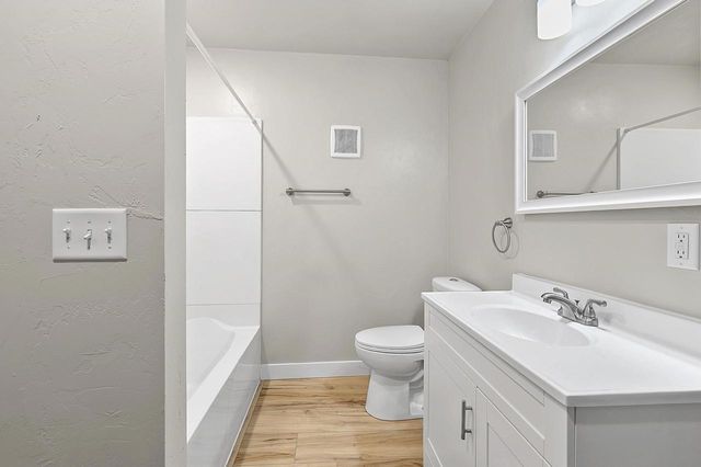 308 FAIRVIEW WAY, Shawano, WI 54166