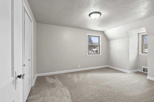 308 FAIRVIEW WAY, Shawano, WI 54166