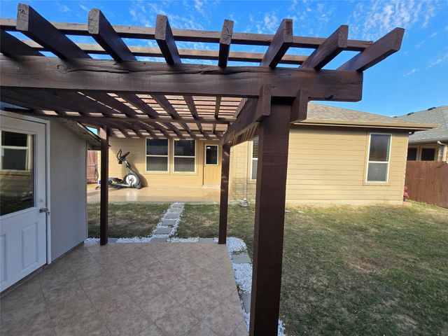 9265 Flying Eagle Lane, Fort Worth, TX 76131