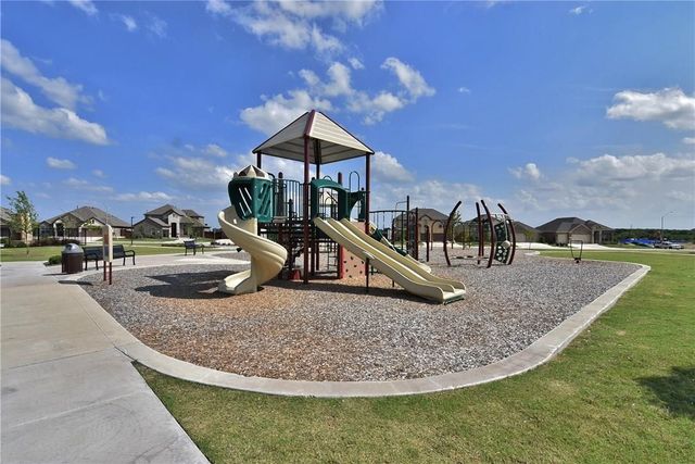 9265 Flying Eagle Lane, Fort Worth, TX 76131
