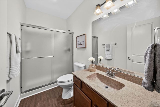 1432 S Lake George Drive, Mishawaka, IN 46545