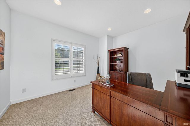 1432 S Lake George Drive, Mishawaka, IN 46545