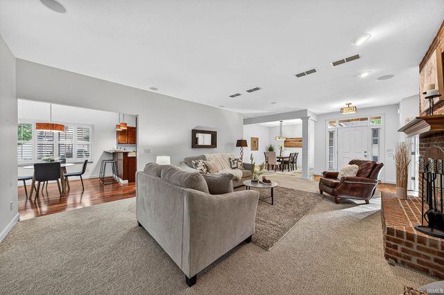 1432 S Lake George Drive, Mishawaka, IN 46545