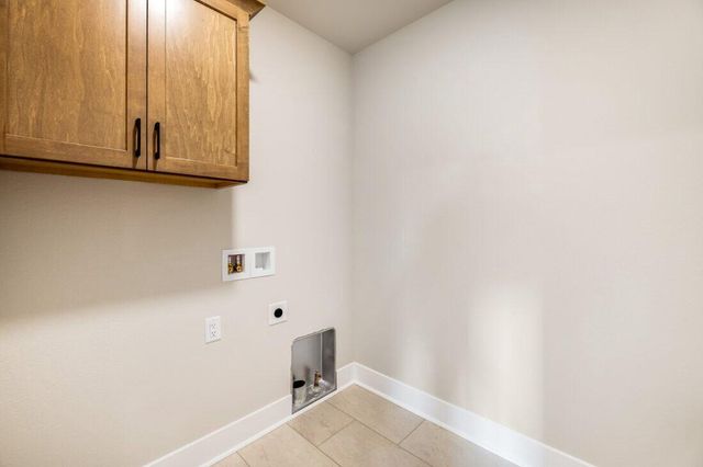 N74W17930 Mineral DRIVE, Menomonee Falls, WI 53051