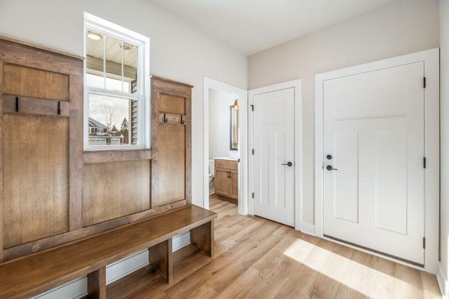 N74W17930 Mineral DRIVE, Menomonee Falls, WI 53051