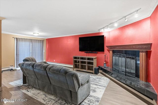 7803 Raymar Circle, Anchorage, AK 99518