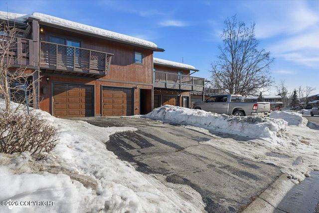 7803 Raymar Circle, Anchorage, AK 99518