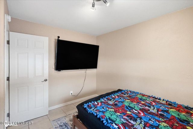 7803 Raymar Circle, Anchorage, AK 99518