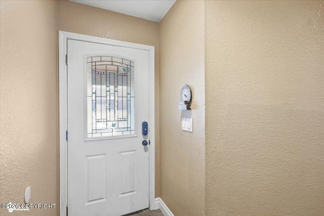 7803 Raymar Circle, Anchorage, AK 99518