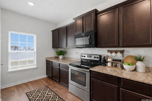 3139 ROSALIND WAY, San Antonio, TX 78222