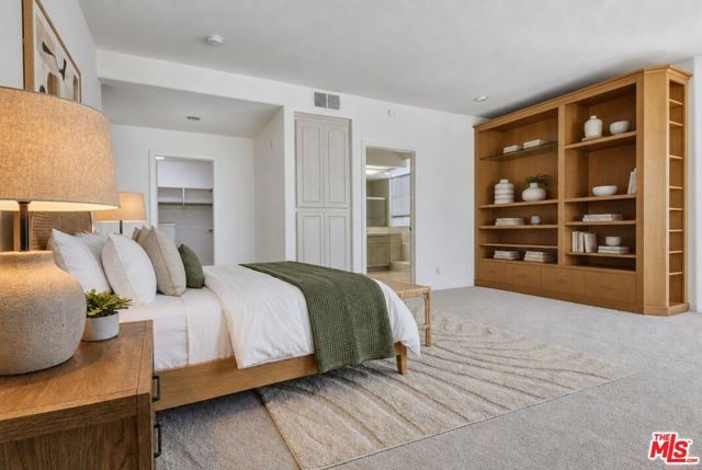 14570 Benefit Street 201, Sherman Oaks, CA 91403