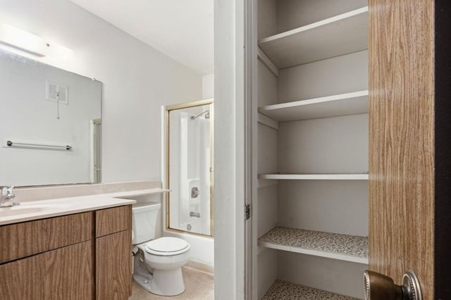 139 Piccadilly Place H, San Bruno, CA 94066