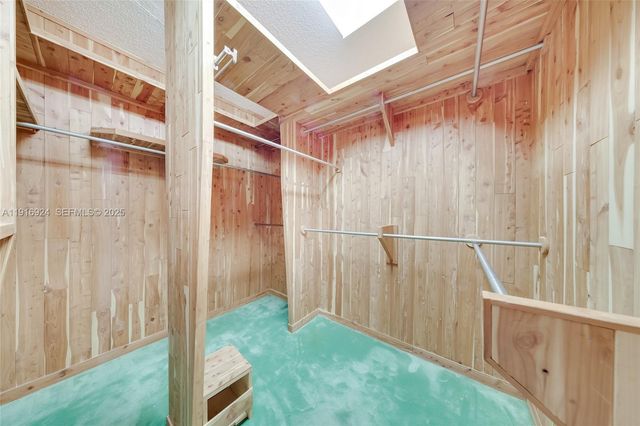 520 Brickell Key Dr A1104, Miami, FL 33131