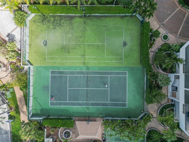 520 Brickell Key Dr A1104, Miami, FL 33131