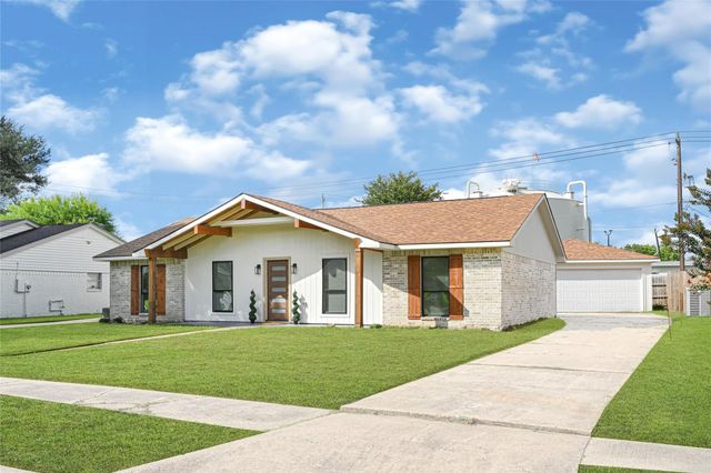 11102 Sagecanyon Drive, Houston, TX 77089