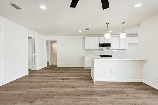 11102 Sagecanyon Drive, Houston, TX 77089