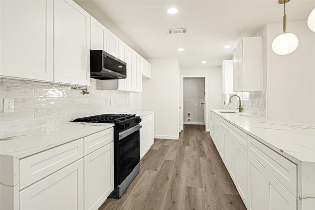 11102 Sagecanyon Drive, Houston, TX 77089