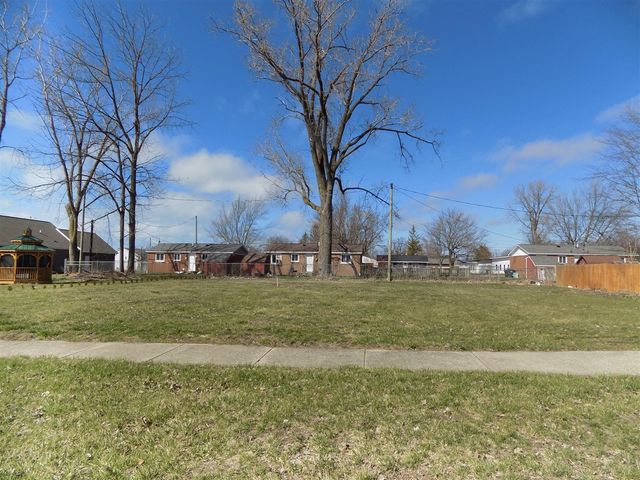 313 Cartwright Street, South Haven, MI 49090