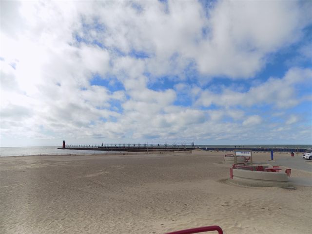 313 Cartwright Street, South Haven, MI 49090