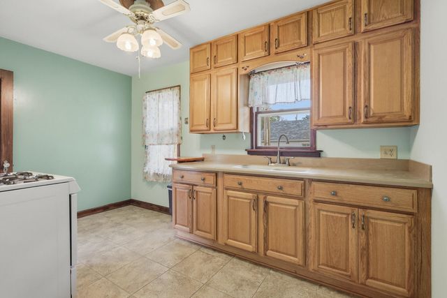 1116 53rd Street, Moline, IL 61265
