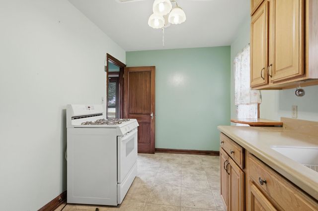 1116 53rd Street, Moline, IL 61265