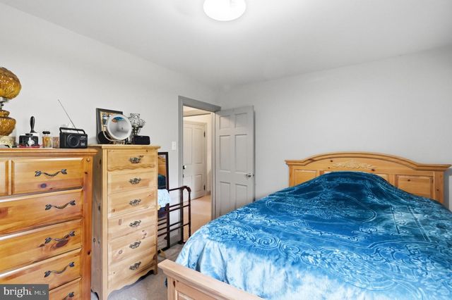121 S S WASHINGTON STREET ST, Greencastle, PA 17225