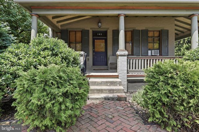 121 S S WASHINGTON STREET ST, Greencastle, PA 17225