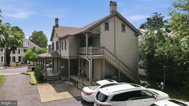 121 S S WASHINGTON STREET ST, Greencastle, PA 17225
