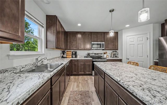 3131 White Pine Drive, Imperial, MO 63052