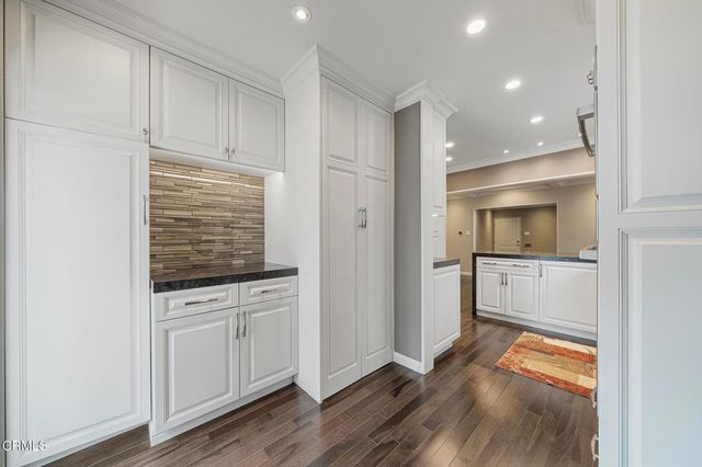 208 Champion Place, Alhambra, CA 91801